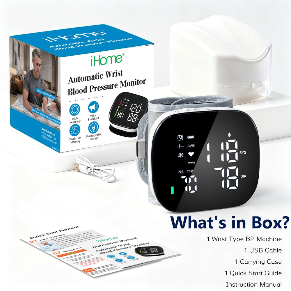iHome monitor en mano para comparar tamaño y facilidad de transporte