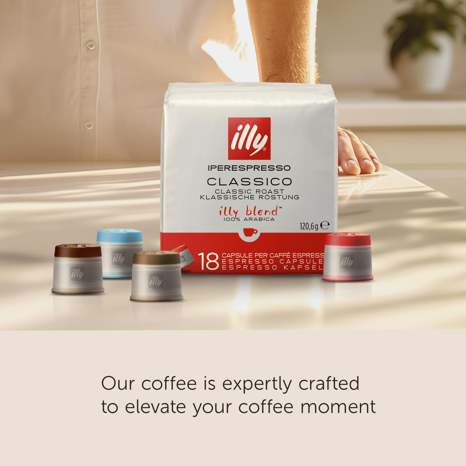 illy cajas de cápsulas Classico apiladas para almacenamiento práctico