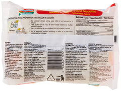 Indomie paquete individual abierto con fideos y sobres, preparación rápida