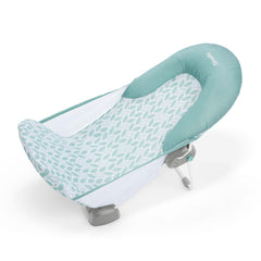 Ingenuity vista frontal del bather con soporte seguro y fácil acceso