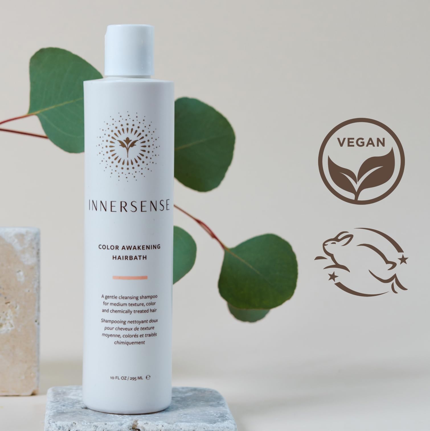 INNERSENSE aplicación en cabello en la ducha para limpiar suavemente
