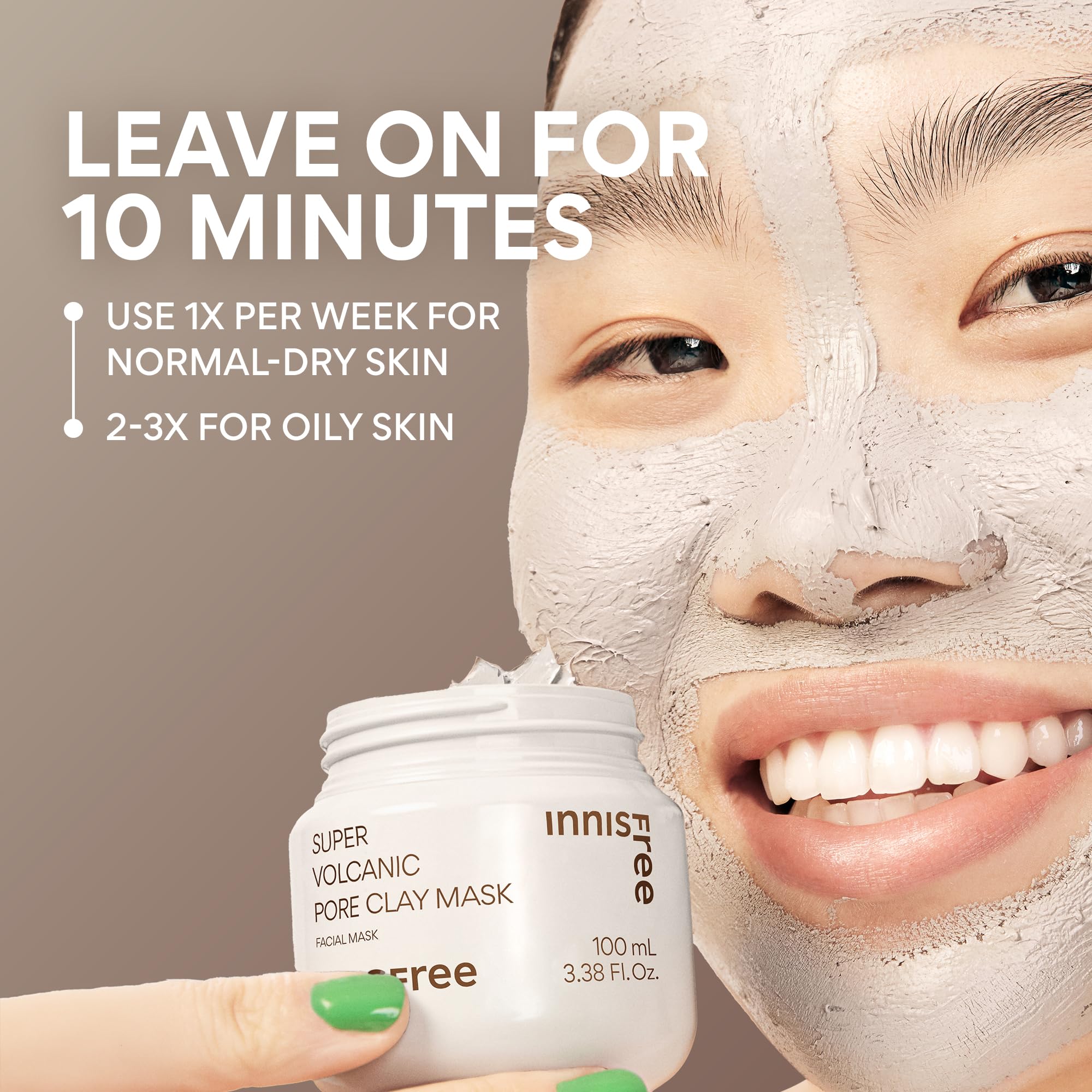 innisfree mascarilla siendo enjuagada mostrando sensación fresca