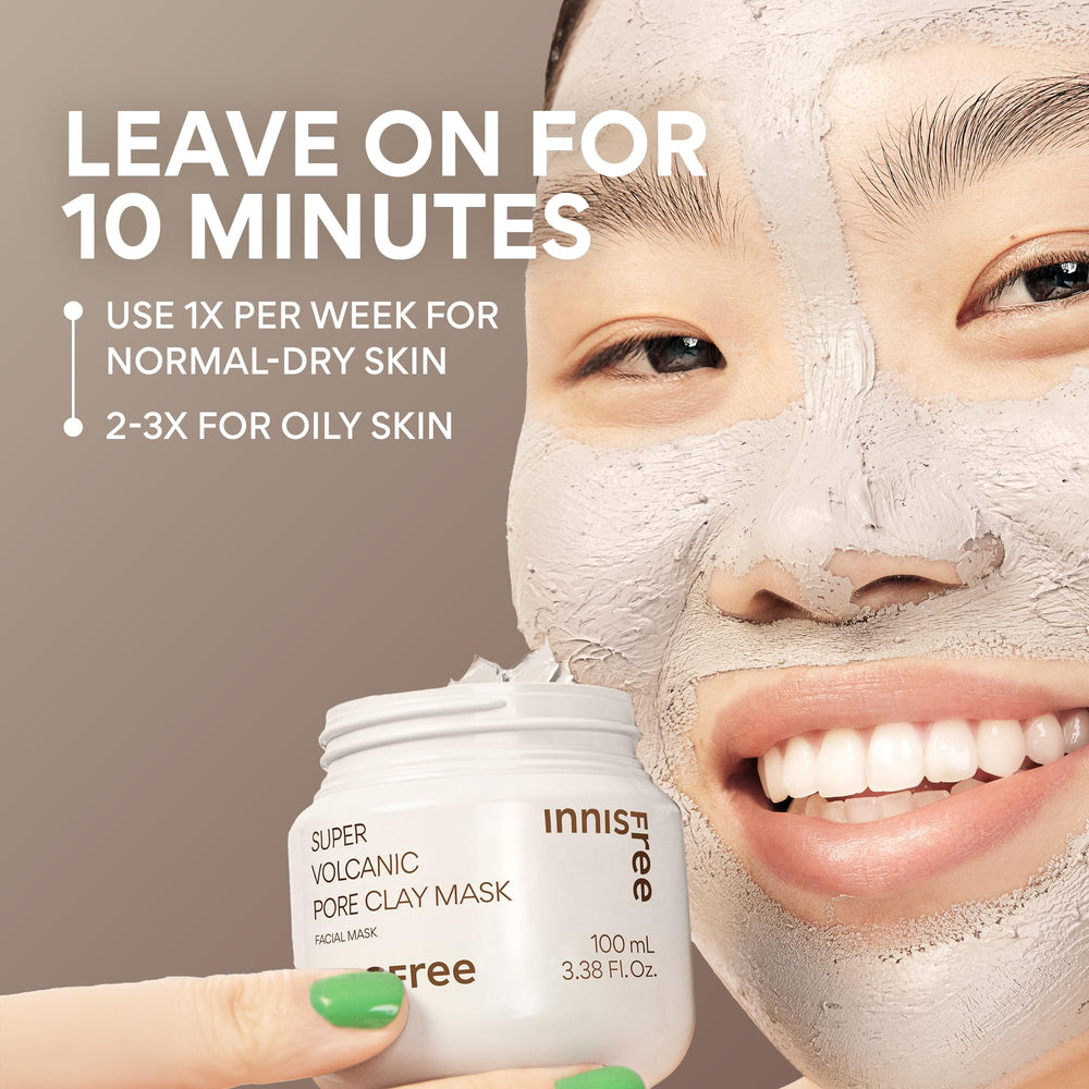 innisfree mascarilla siendo enjuagada mostrando sensación fresca