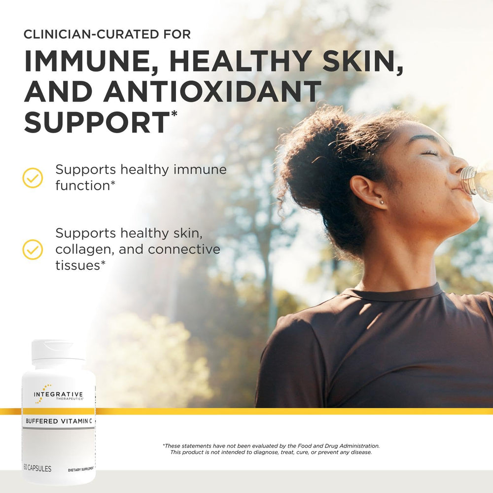 Integrative Therapeutics cápsula en primer plano destacando textura y facilidad de ingesta