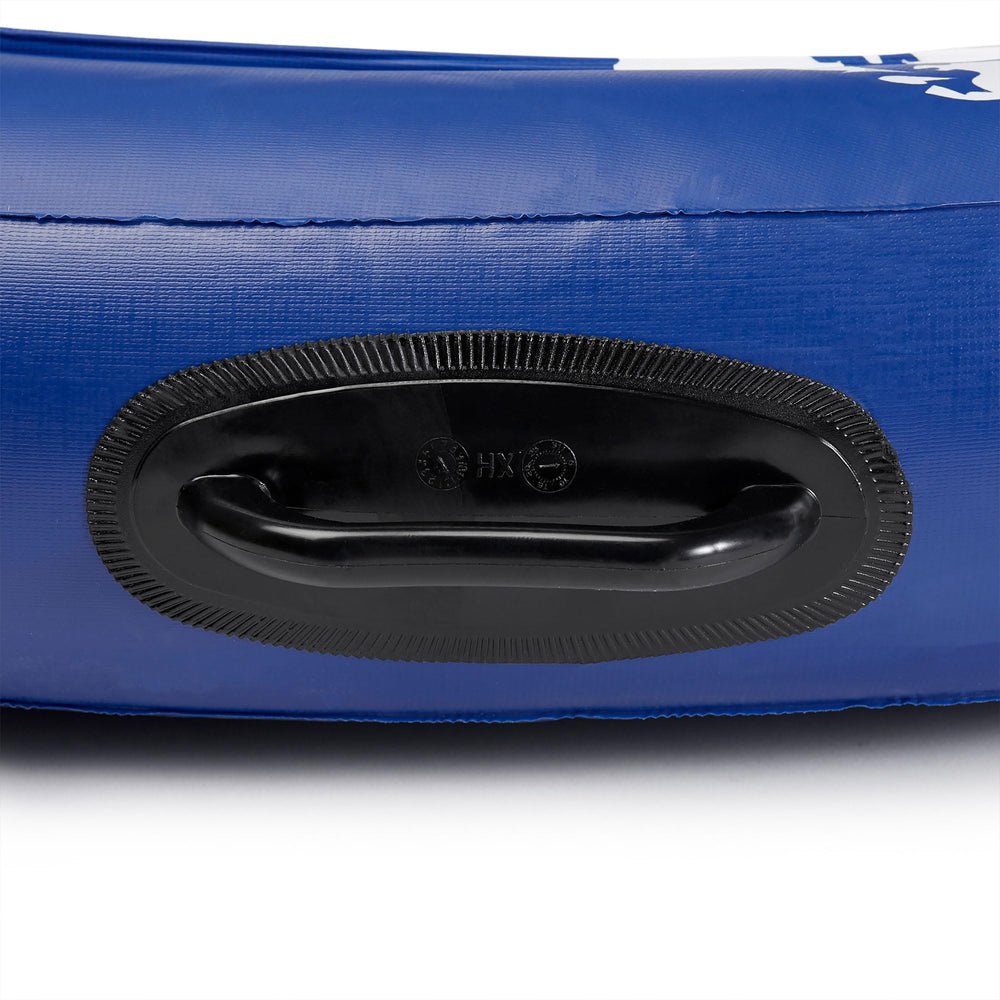 Conectores incluidos del Intex Mega Chill acoplándose a un flotador River Run estable