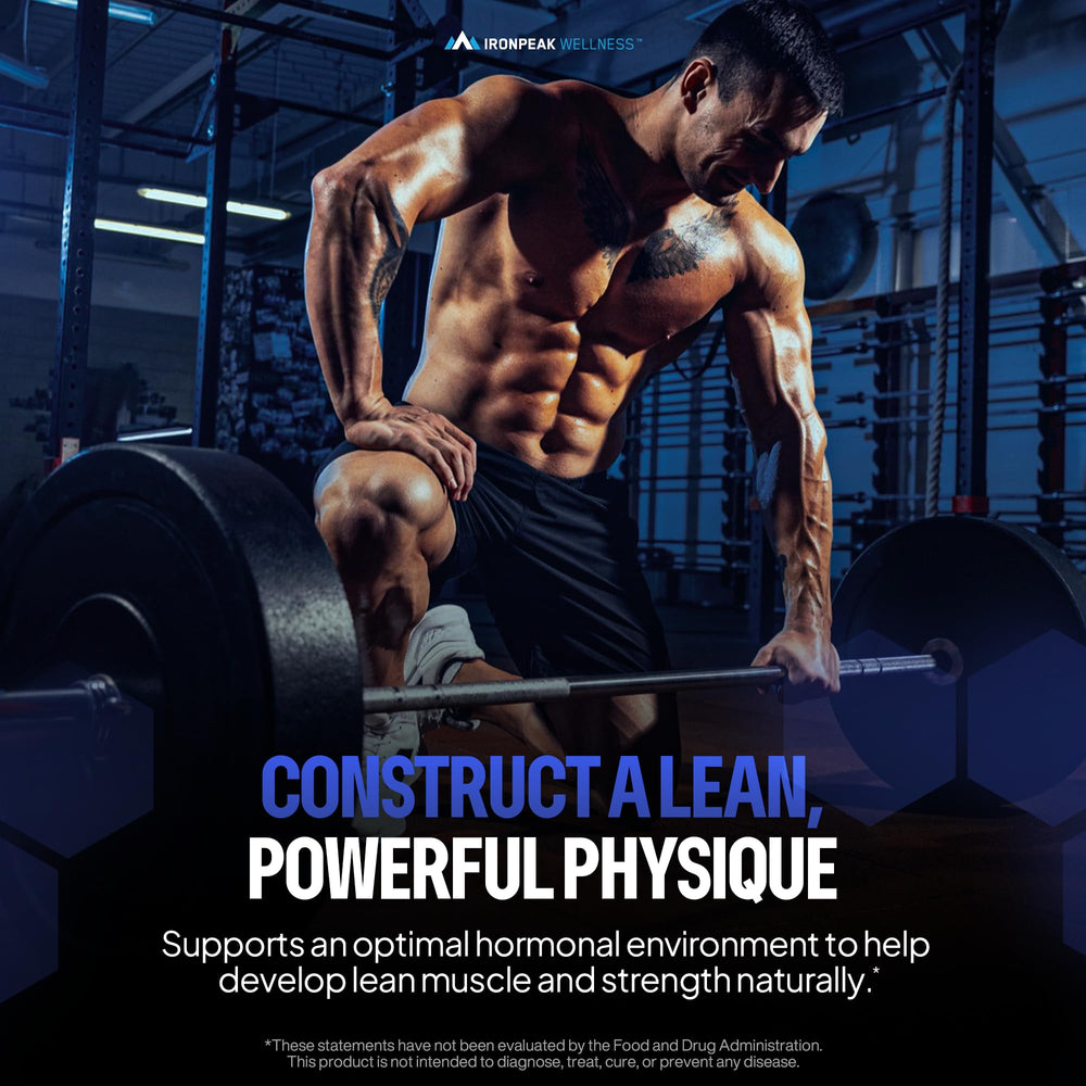 IronPeak AndroBoost hombre en gimnasio tomando cápsula antes de entrenar