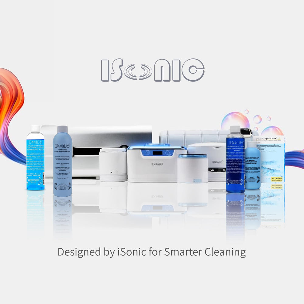 iSonic en taller óptico profesional limpiando monturas y piezas delicadas
