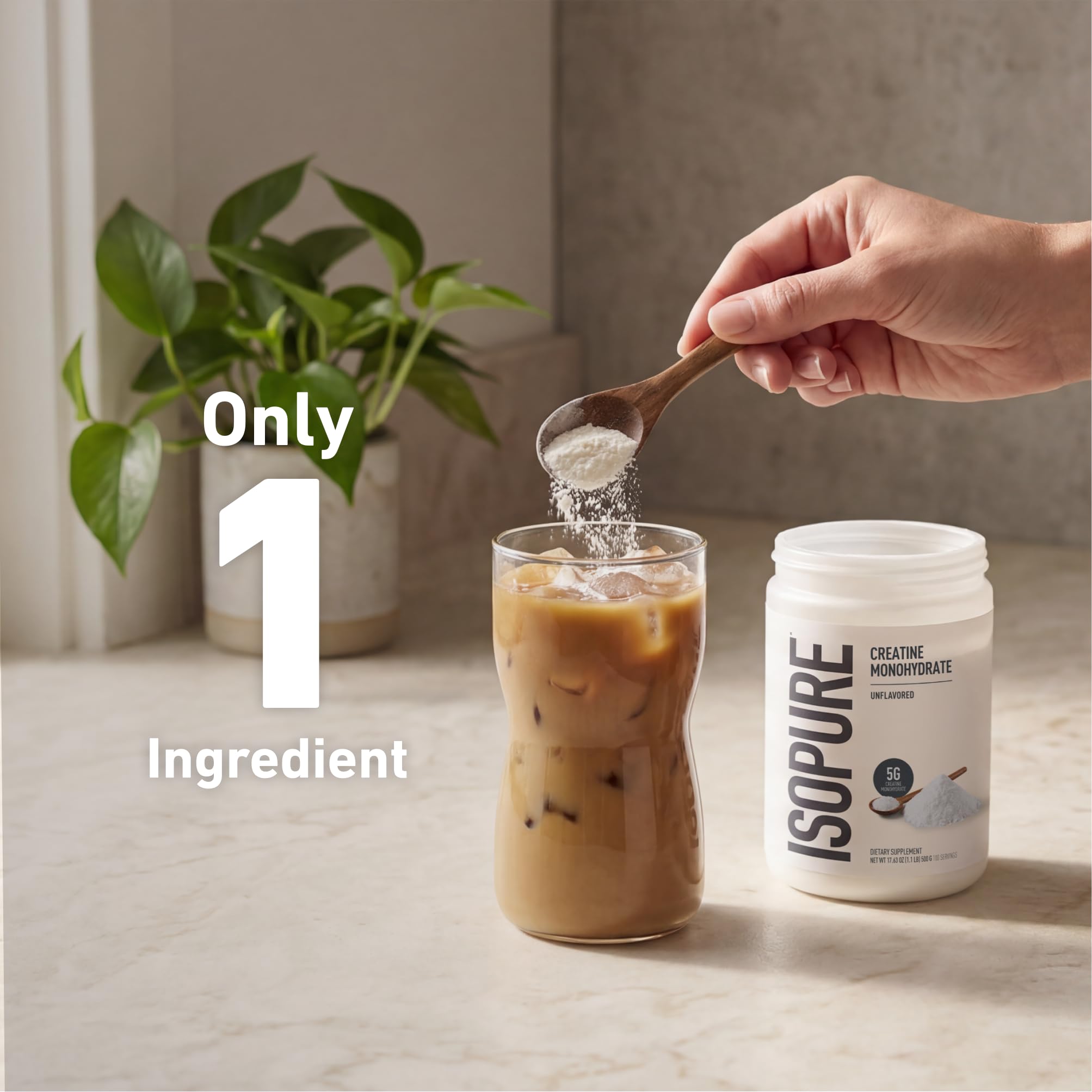 Isopure envase junto a objeto para comparar tamaño y servicios disponibles