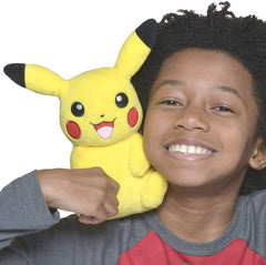 Jazwares Pikachu primer plano de textura suave que resalta comodidad al tacto
