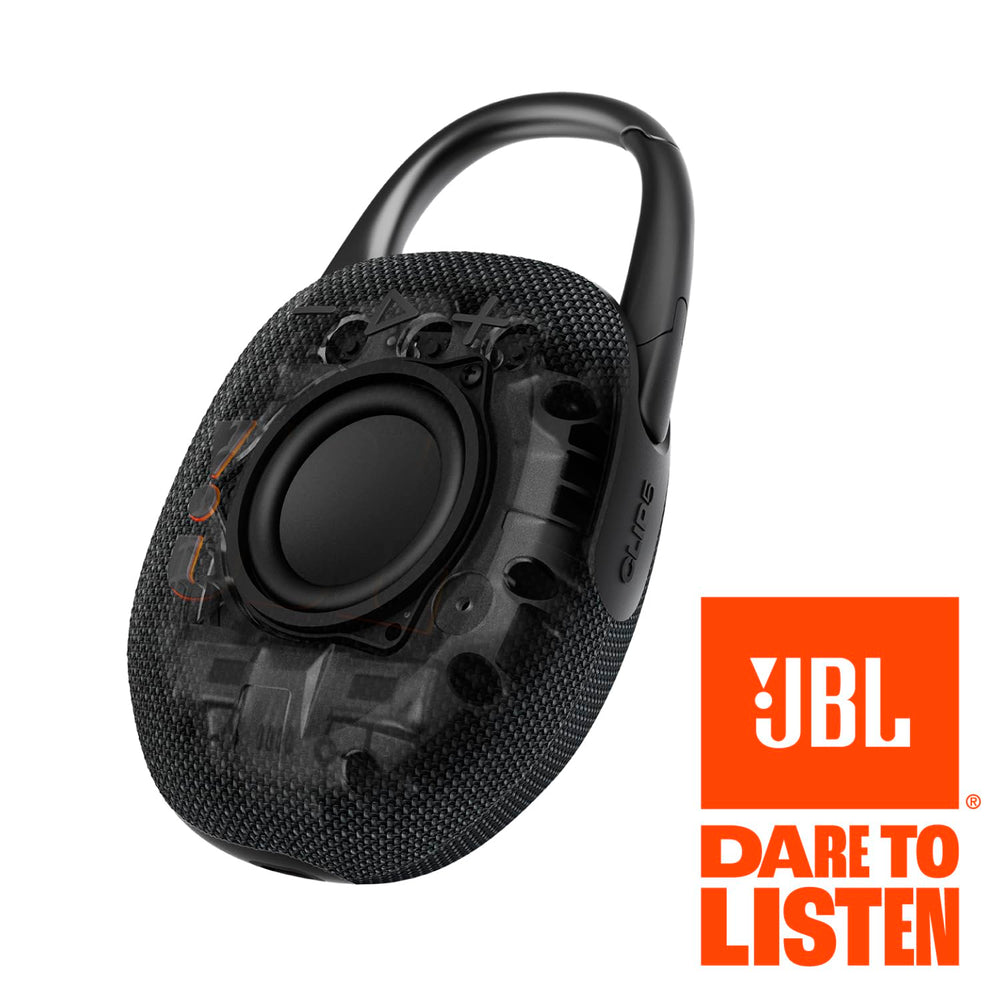 JBL Clip 5 comparado con objeto para ver dimensiones y facilidad de llevar