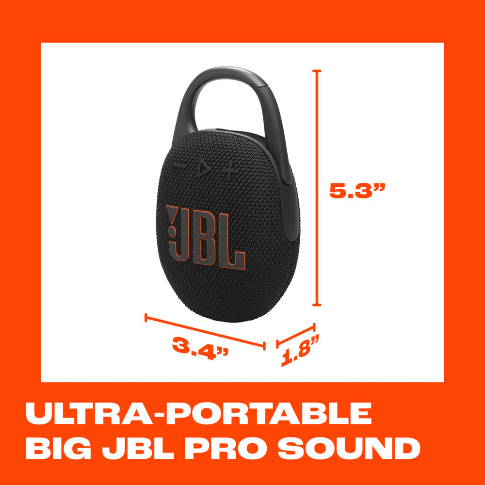 JBL Clip 5 en la playa resiste salpicaduras y ambiente húmedo