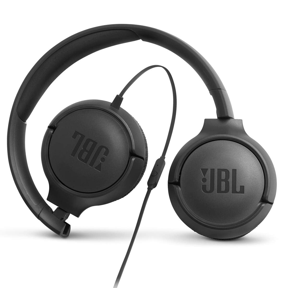 JBL Tune 500 en uso diario con mochila para música en movimiento
