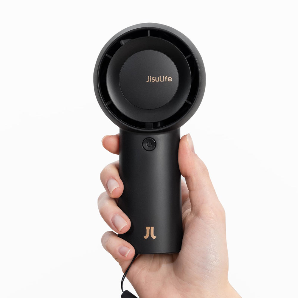 JISULIFE ventilador frontal mostrando controles y velocidades, potente y portátil