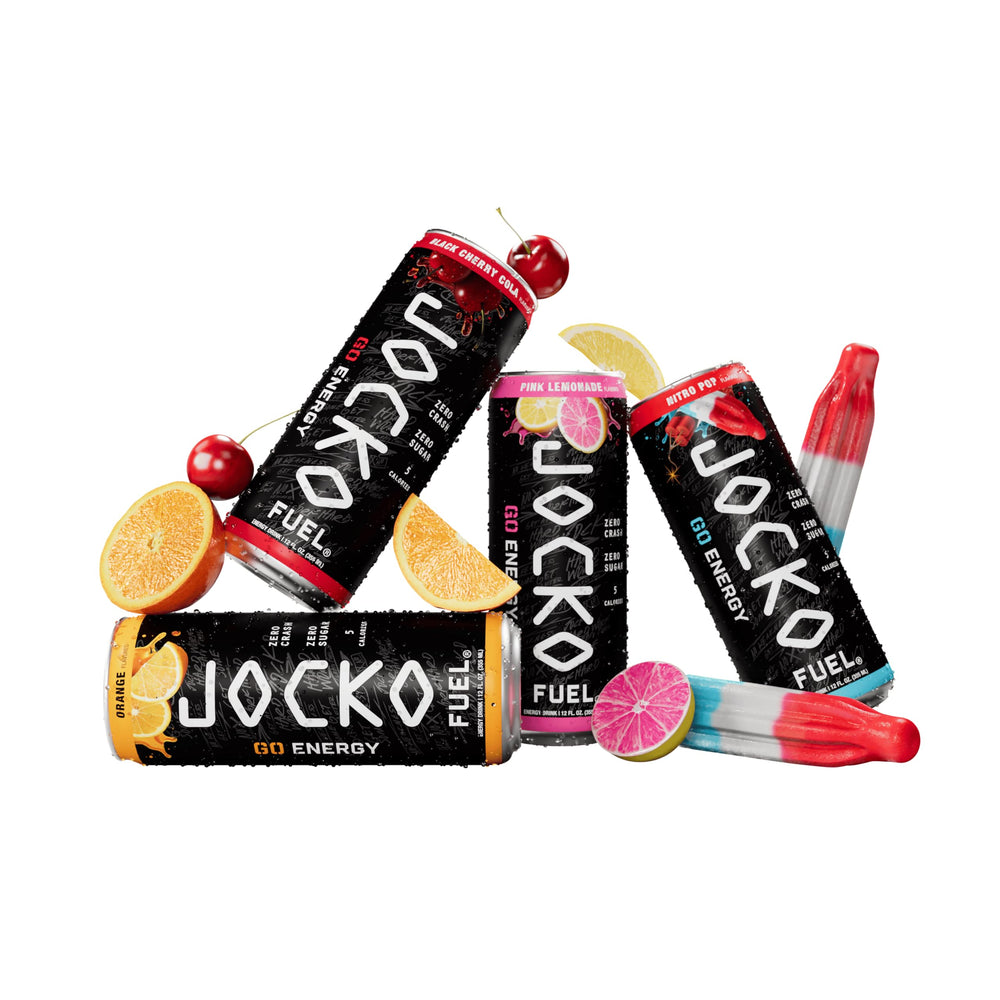 Jocko Fuel atleta bebiendo antes de entrenar, impulso pre-entreno visible