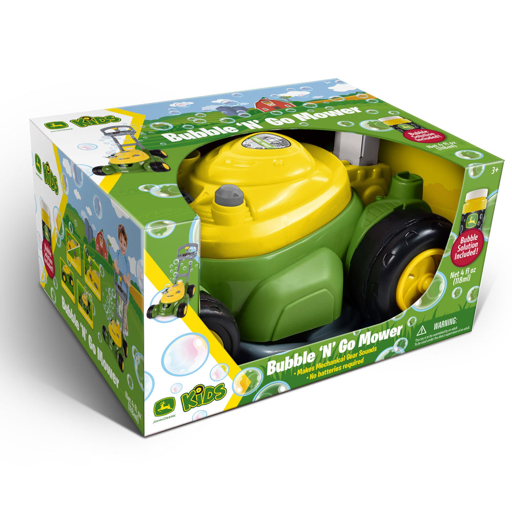 John Deere Bubble-N-Go niños empujando el cortacésped de burbujas en un jardín familiar alegre