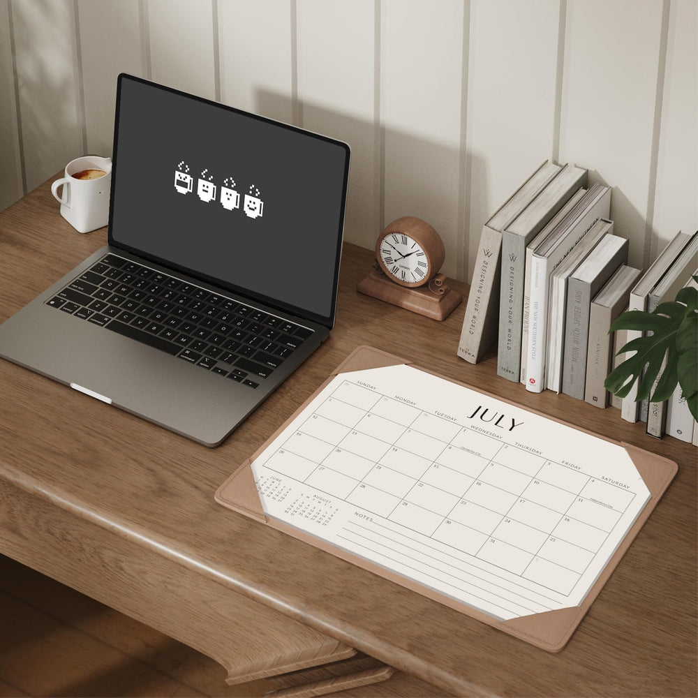 Jotsome comparación de tamaño con lápiz, ideal para escritorios pequeños