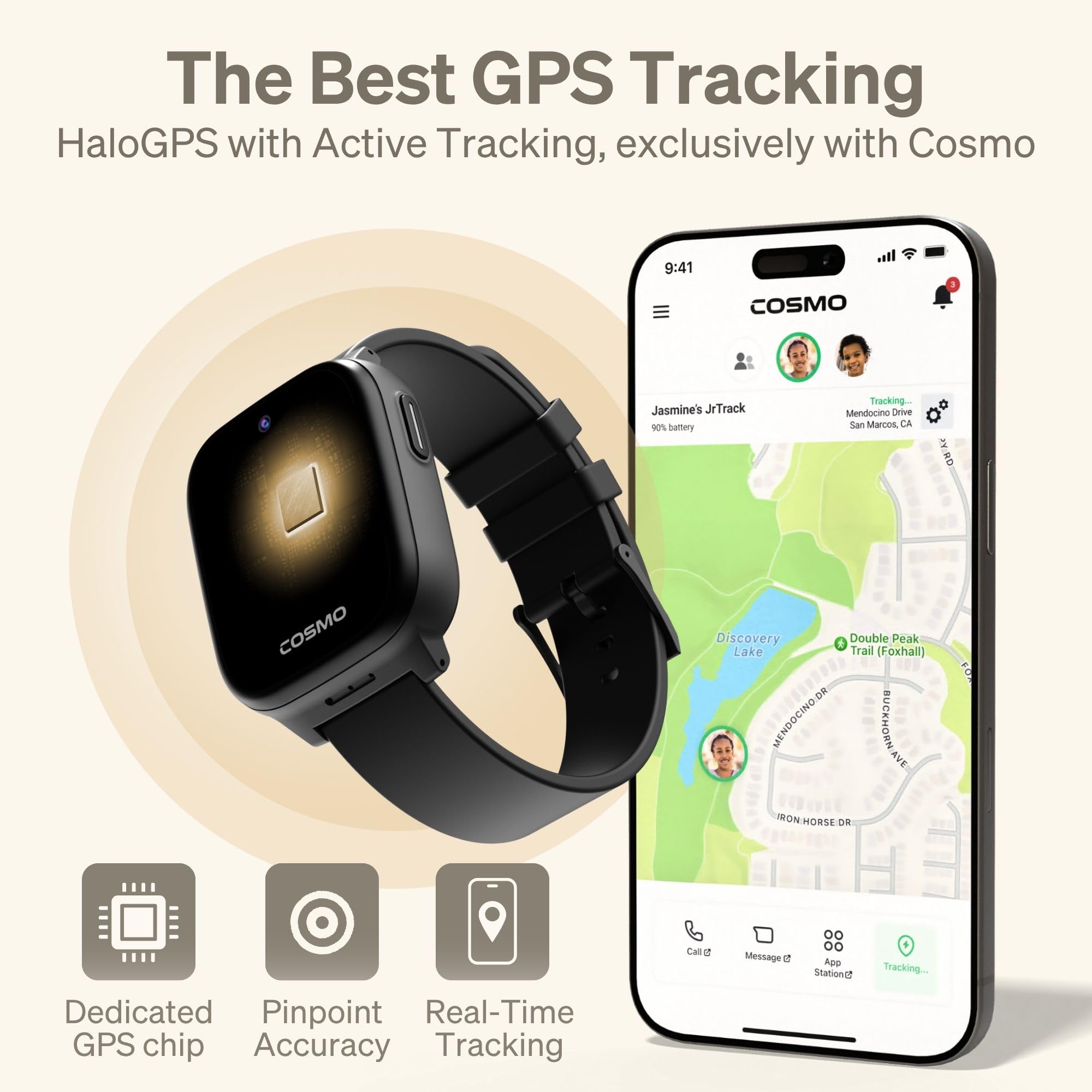JrTrack en mano para comparar tamaño y ergonomía