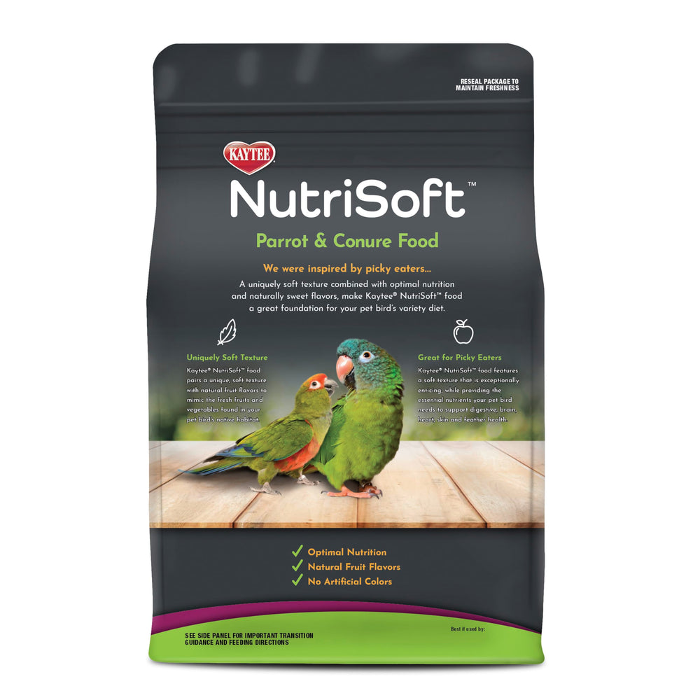 Kaytee Nutrisoft uso en jaula con comedero instalado, fácil para el día a día