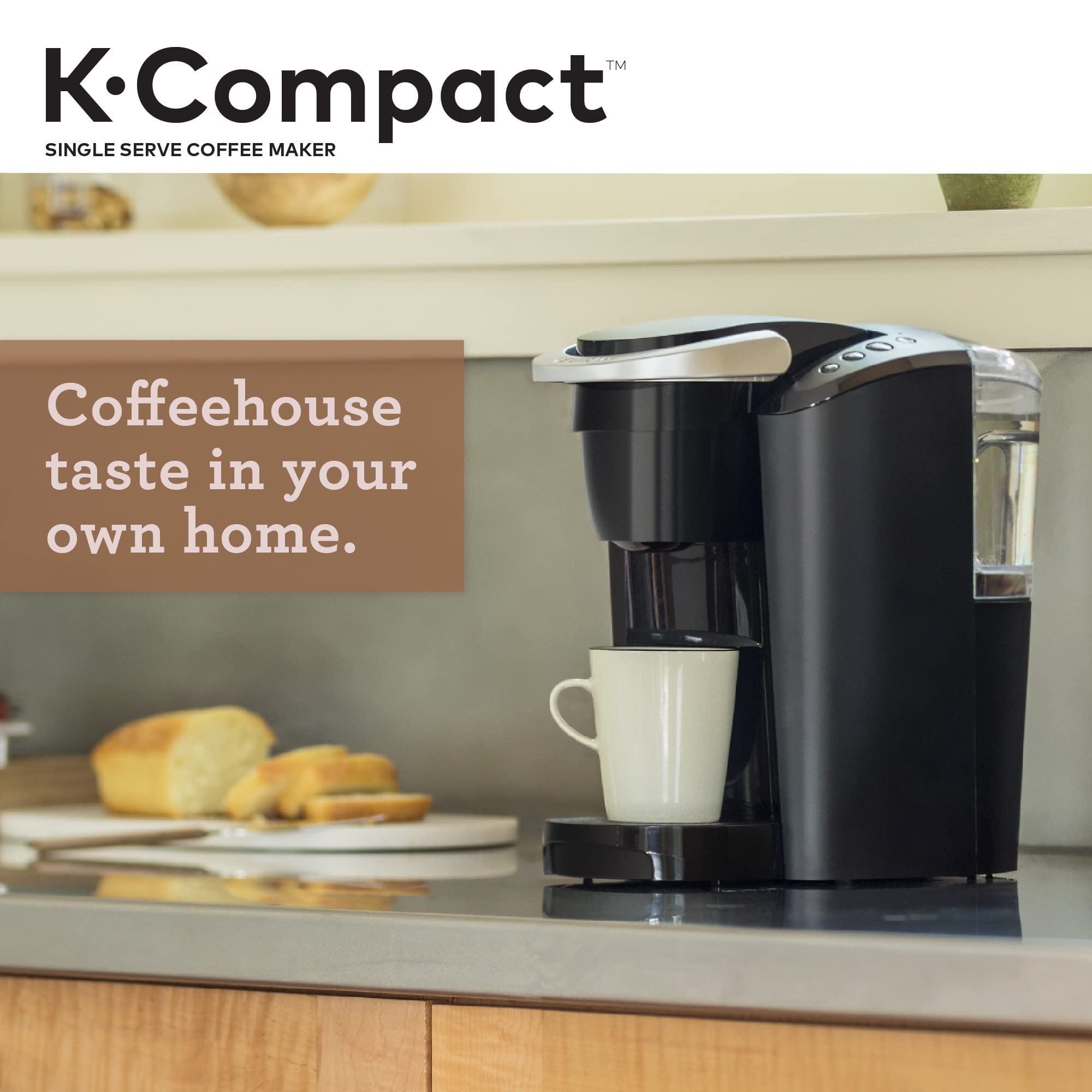 Keurig K-Compact en cocina pequeña mostrando integración y estilo