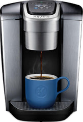 Keurig K-Elite frente metálico elegante y compacto que aporta estilo