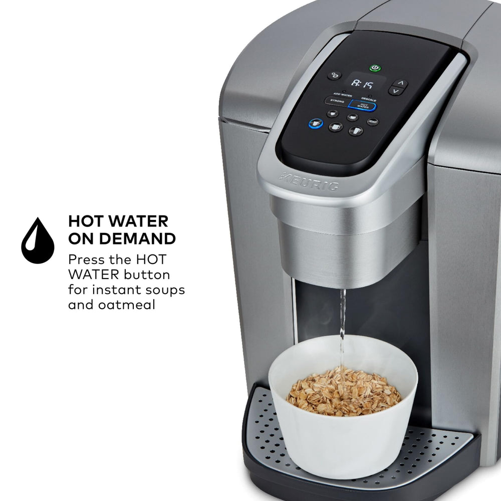 Keurig K-Elite vista lateral acabado cepillado que resalta diseño premium