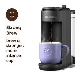 Keurig K-Mini Mate Plus botón Strong resaltado para café más intenso