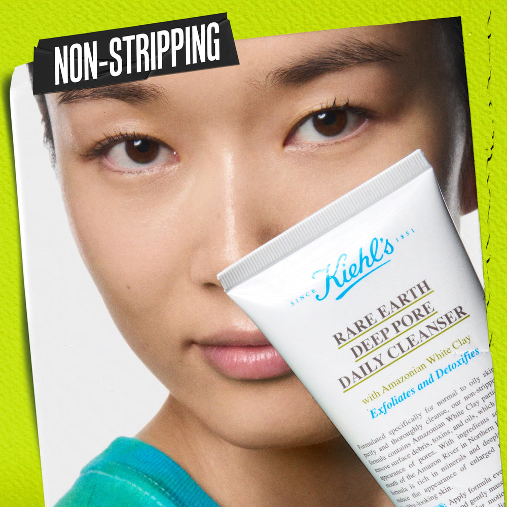 Kiehl's aloe vera cerca para resaltar efecto calmante del limpiador