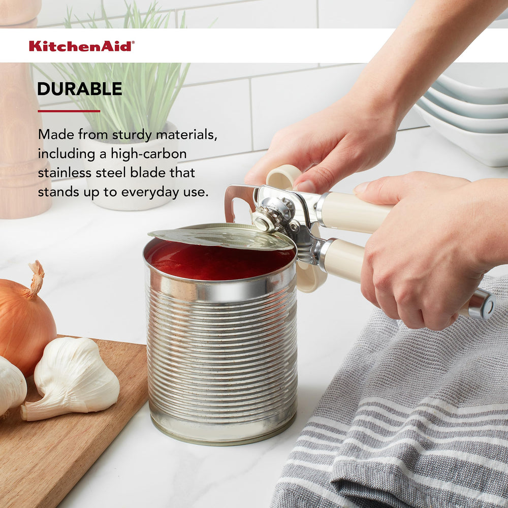 KitchenAid abridor de botellas integrado que facilita destapar rápidamente
