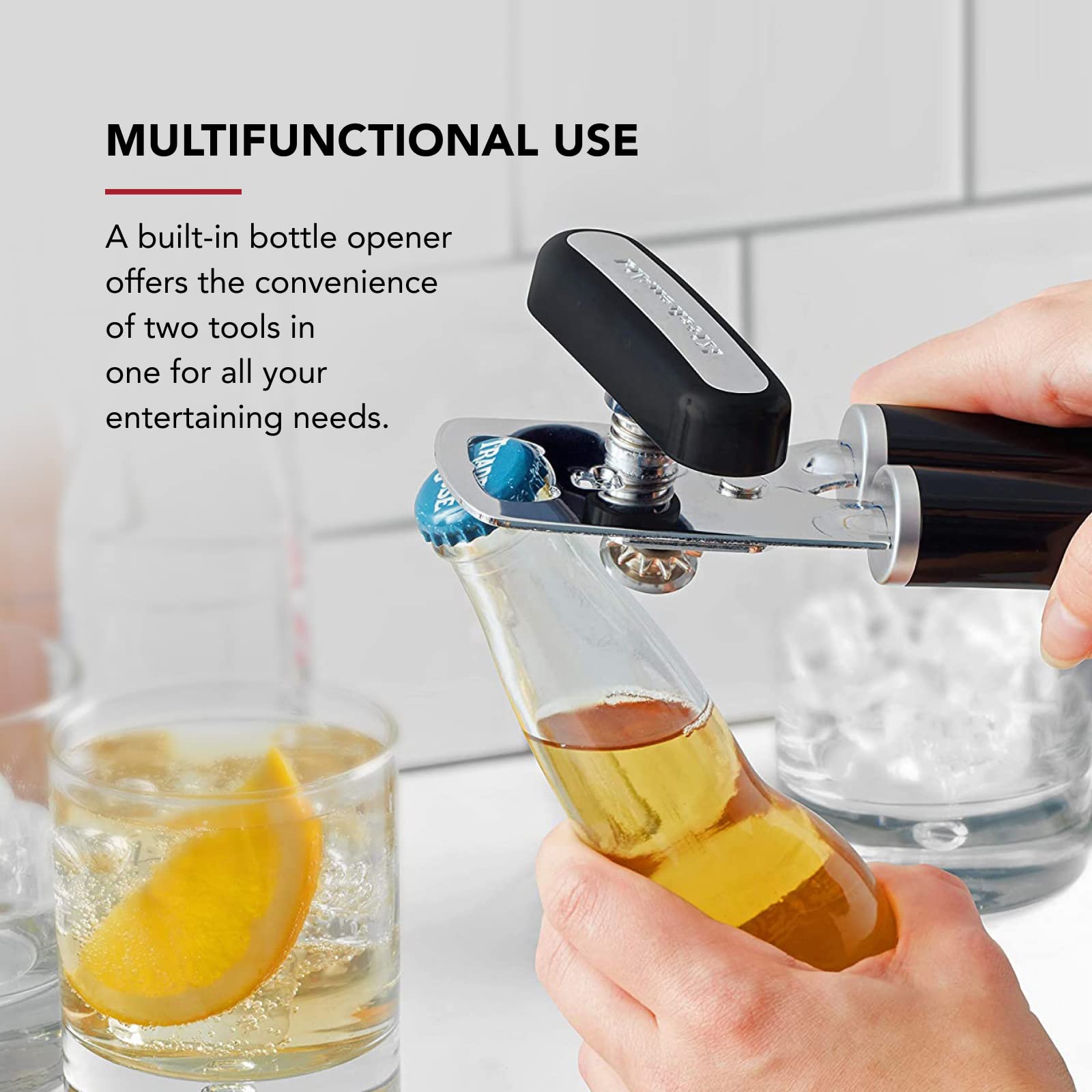 KitchenAid vista del abridor integrado para botellas, destapa fácilmente tapas