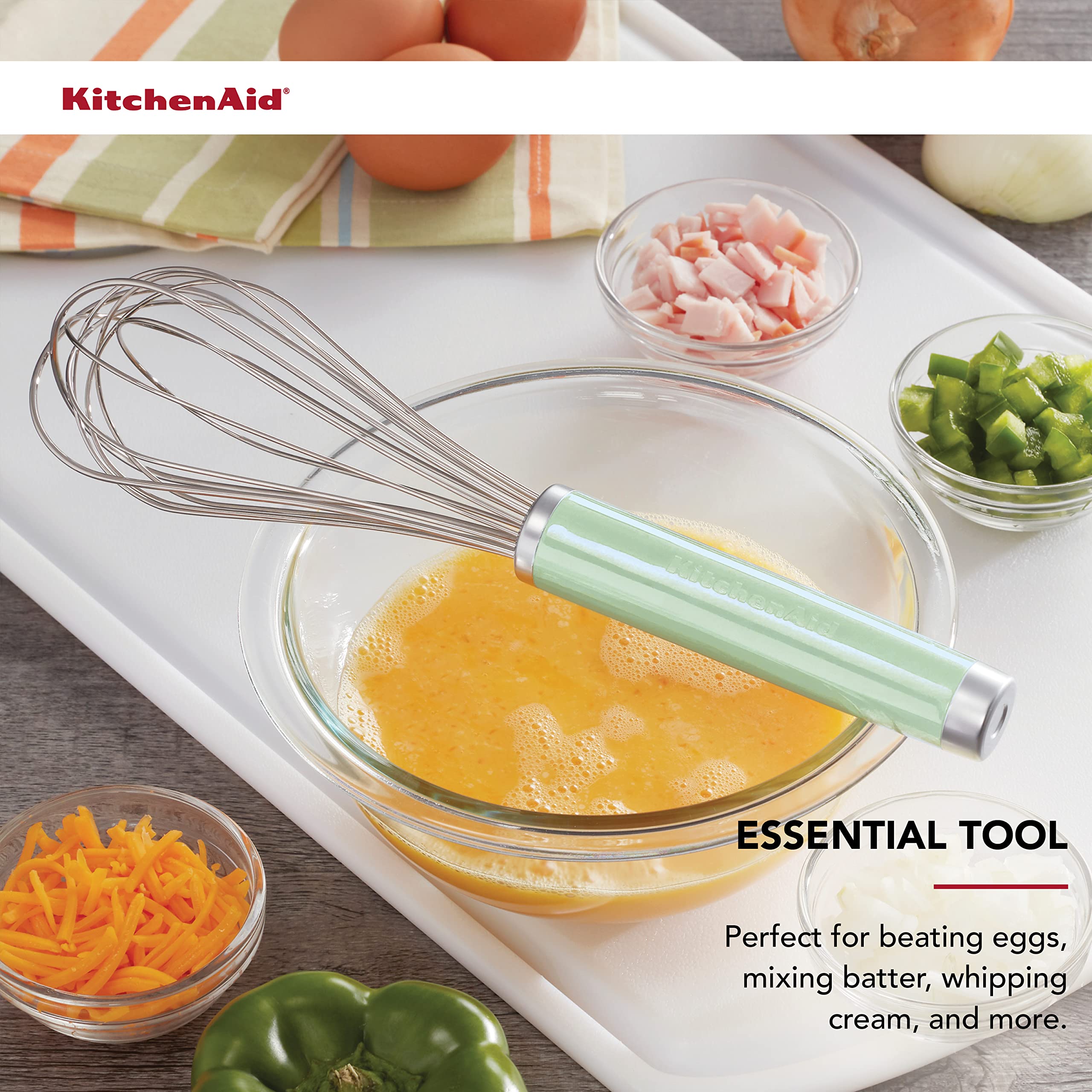 KitchenAid mango con logo y remate cromado para agarre cómodo