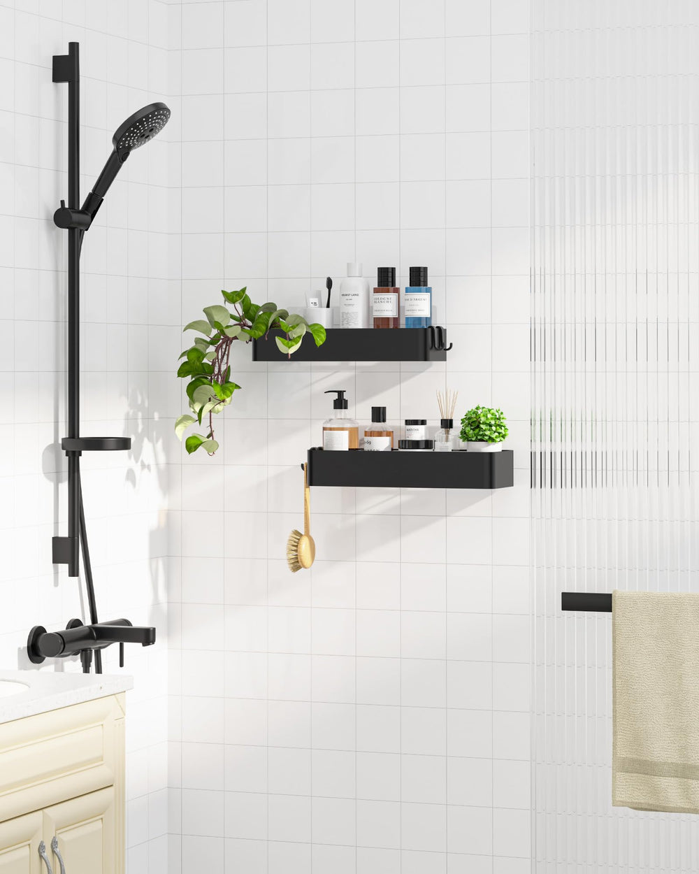 Kitsure ambientación baño montado mostrando diseño elegante y aprovechamiento del espacio