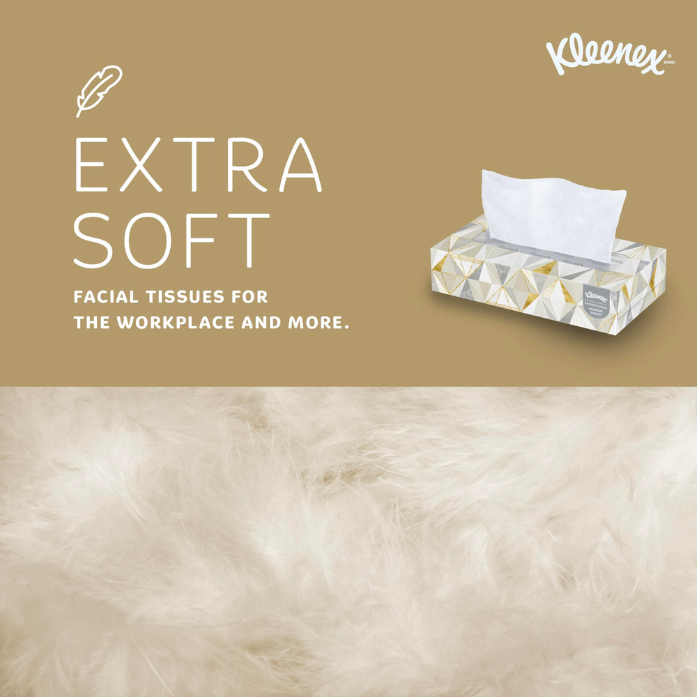 Kleenex varias cajas apiladas ideal para almacenamiento y reposición eficiente