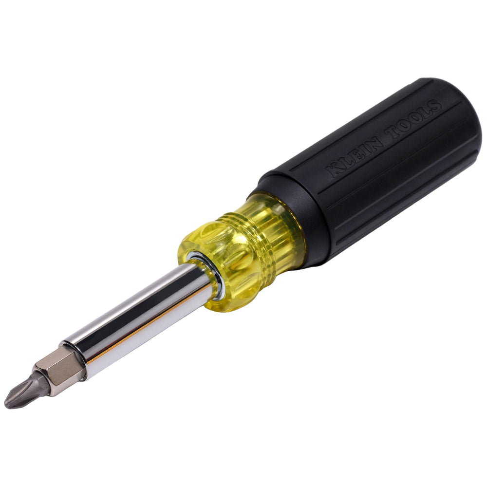 Klein Tools 32500 vista frontal mostrando herramienta compacta y versátil