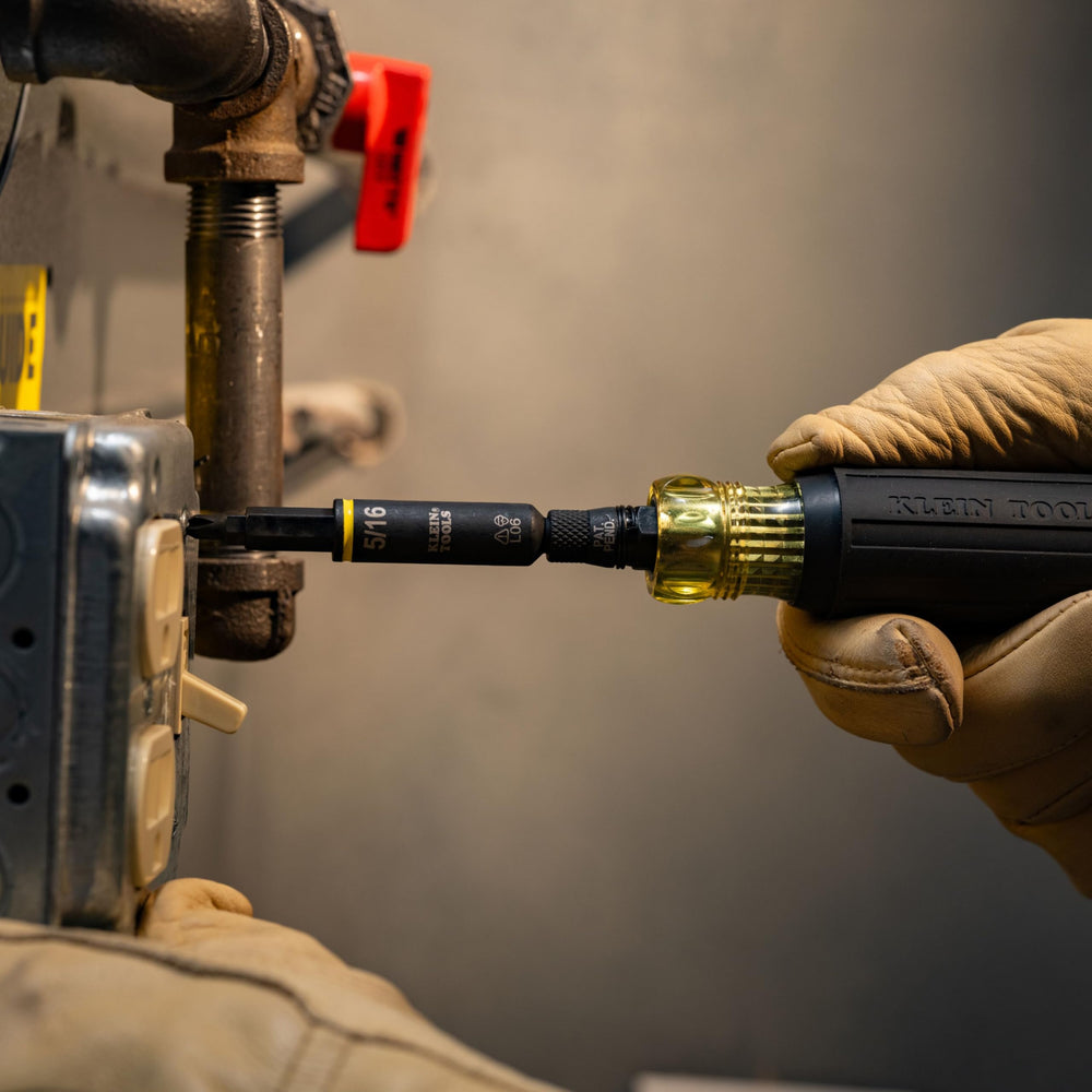 Klein Tools 32500HD convertido en cuatro nut drivers con identificación por color