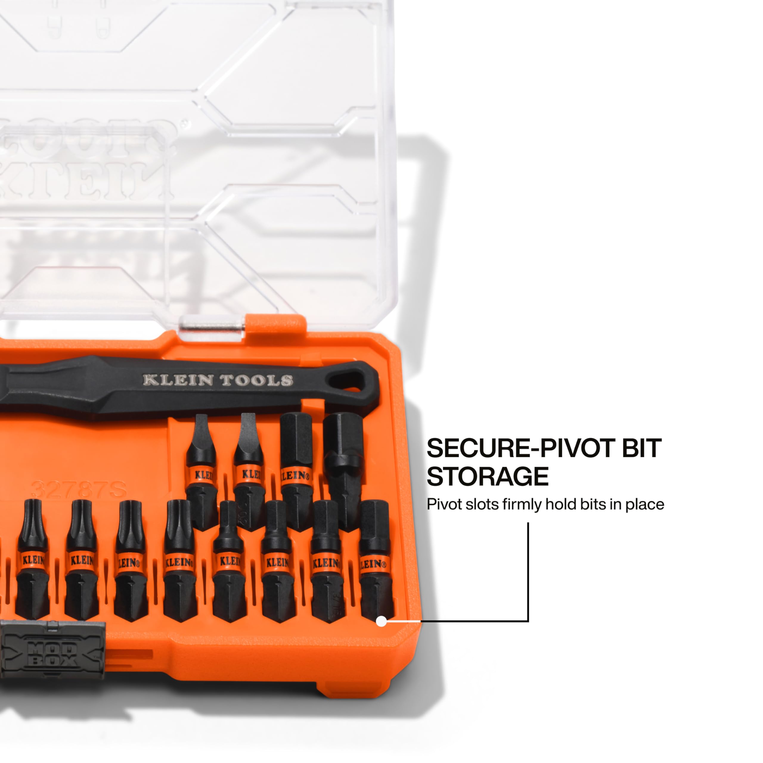 Klein Tools uso en panel eléctrico para instalación en espacio reducido
