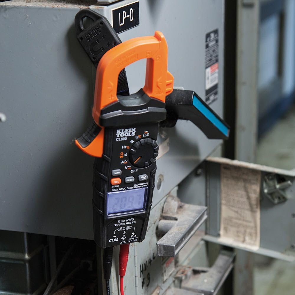 Klein Tools clip unido a la funda de goma para almacenamiento ordenado