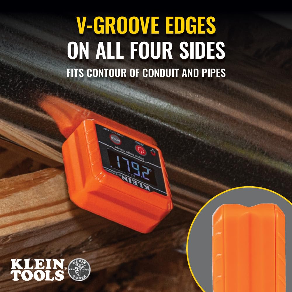 Klein Tools 935DAG en uso sobre conducto mostrando estabilidad magnética