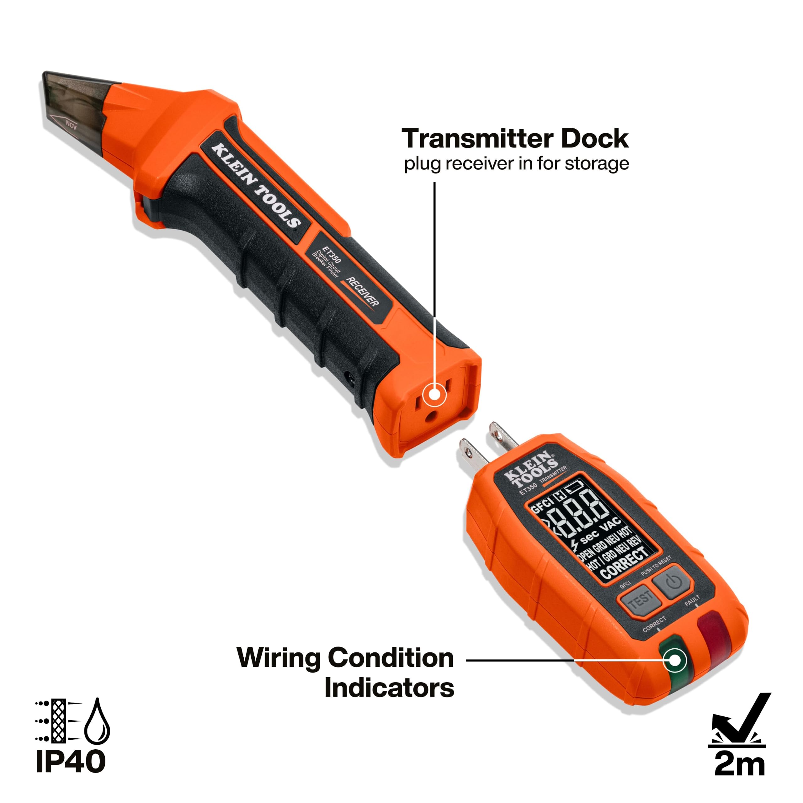 Klein Tools ET350 comparación de tamaño en mano de técnico, demuestra portabilidad y ergonomía