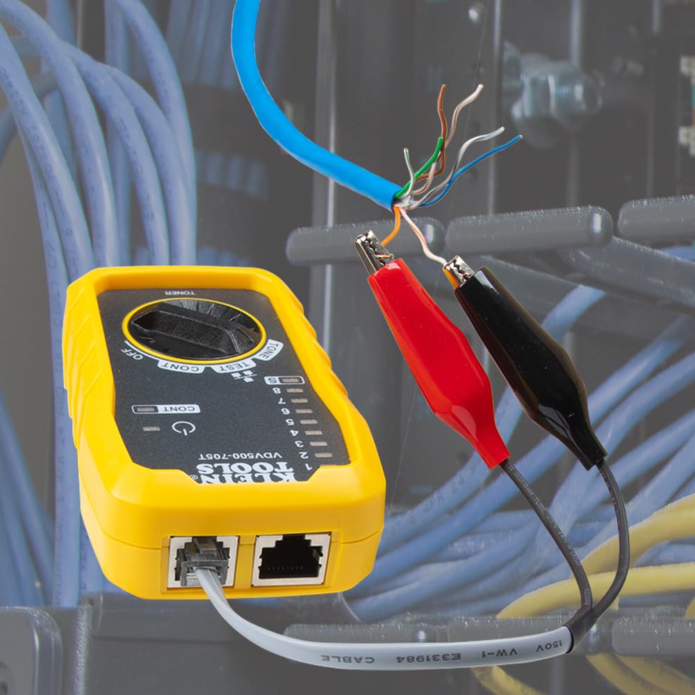 Klein Tools sonda dentro de conducto estrecho mostrando capacidad de acceso