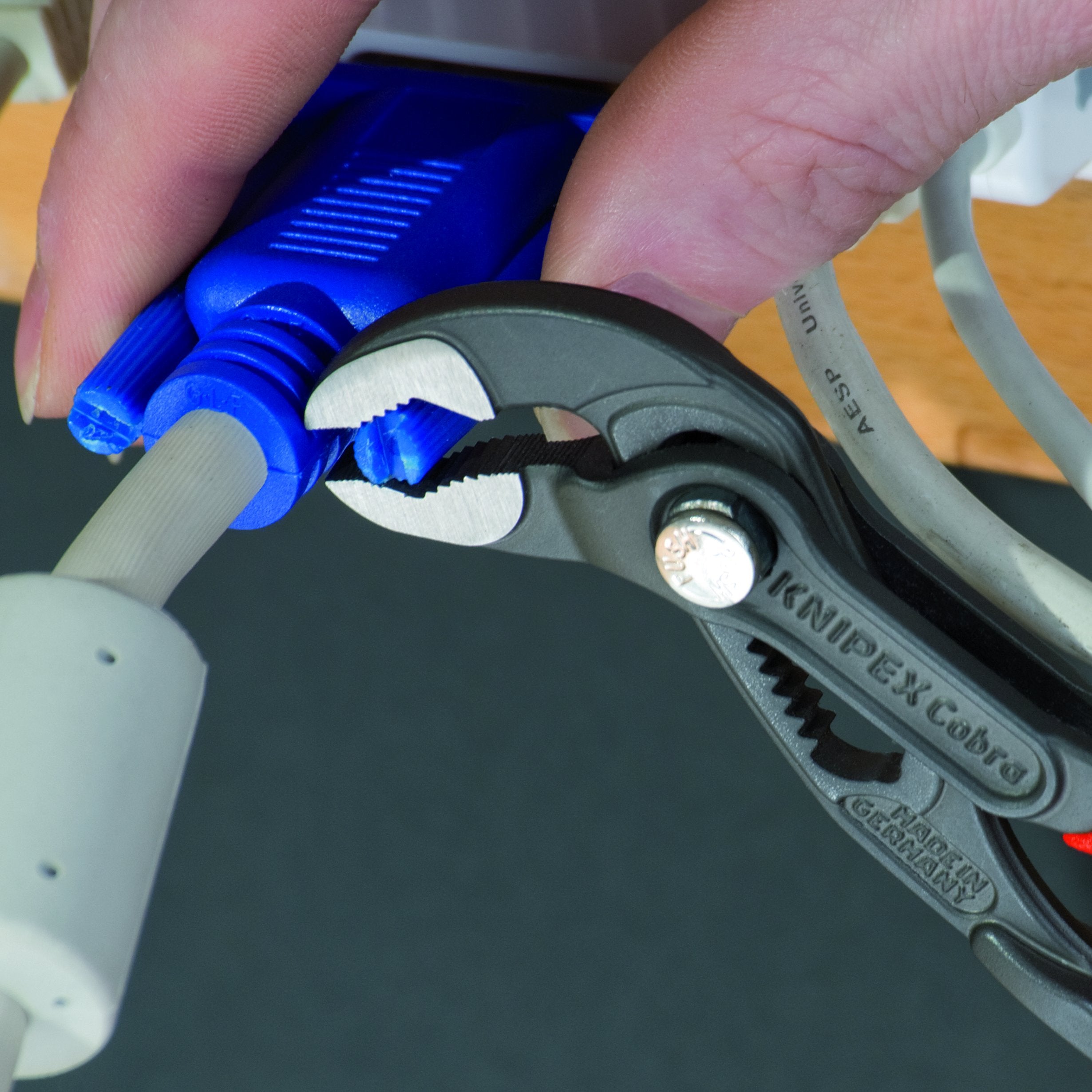 KNIPEX Cobra guardapellizcos protege dedos y mejora seguridad