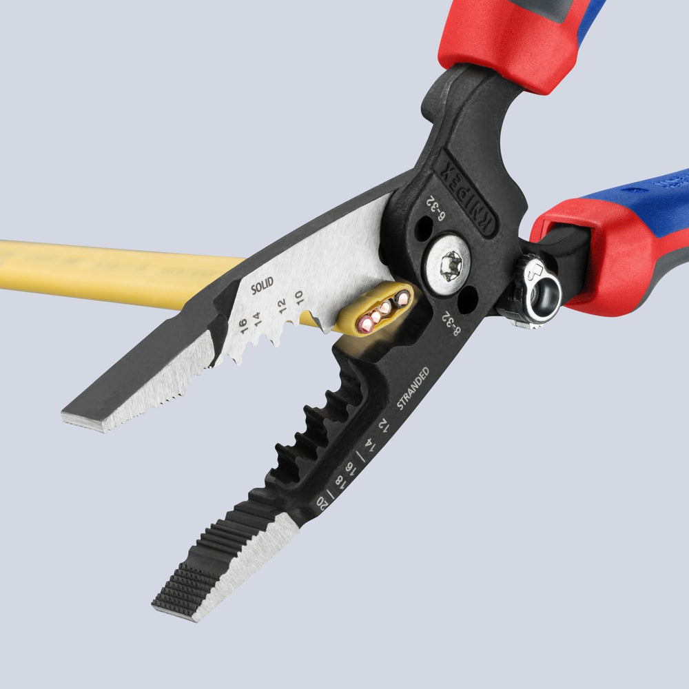 KNIPEX demostración cortando tornillo 6-32 sin roscar, eficiencia