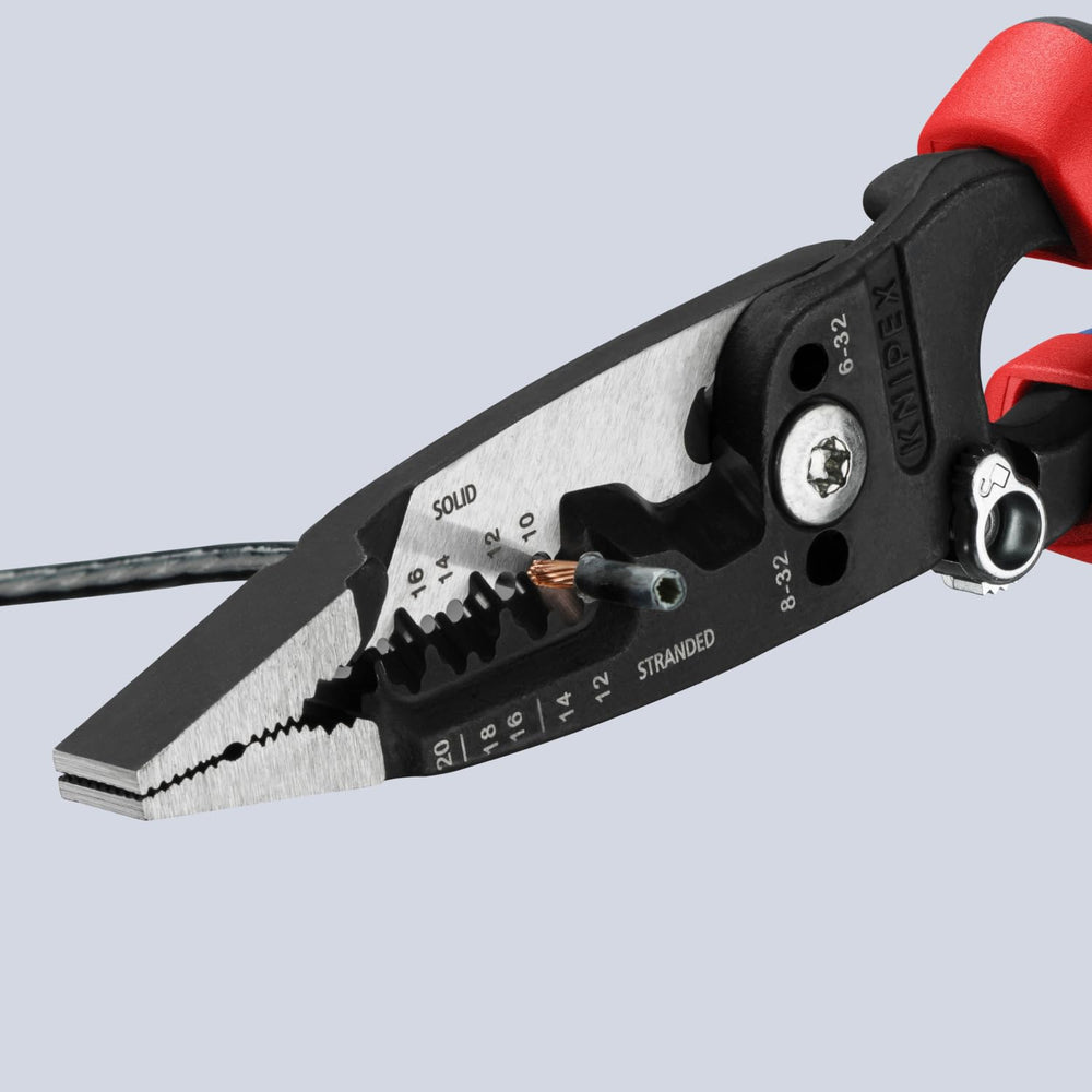 KNIPEX mordazas abiertas mostrando capacidad de agarre y versatilidad