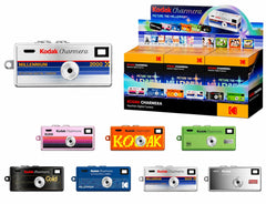 KODAK CHARMERA frente del empaque mostrando diseño y beneficios portátiles