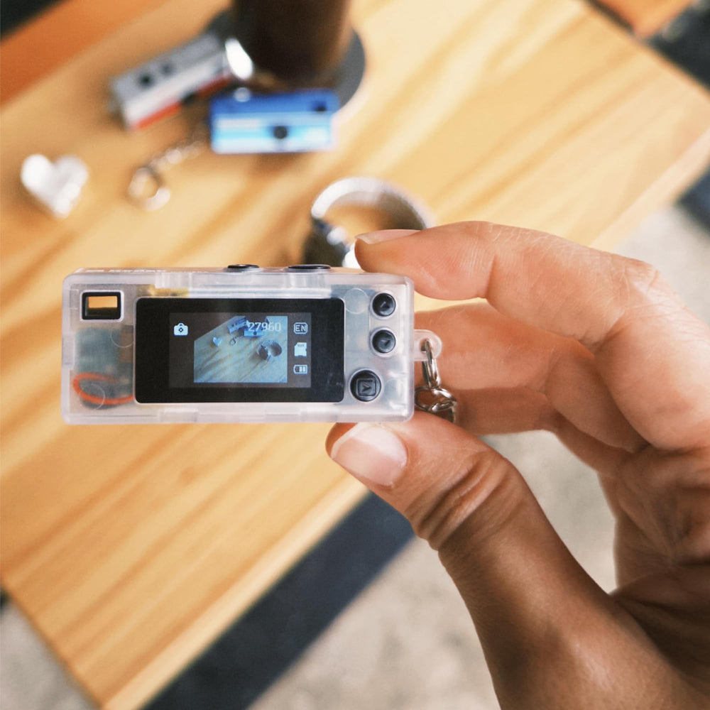 KODAK CHARMERA pantalla trasera mostrando menús y control sencillo
