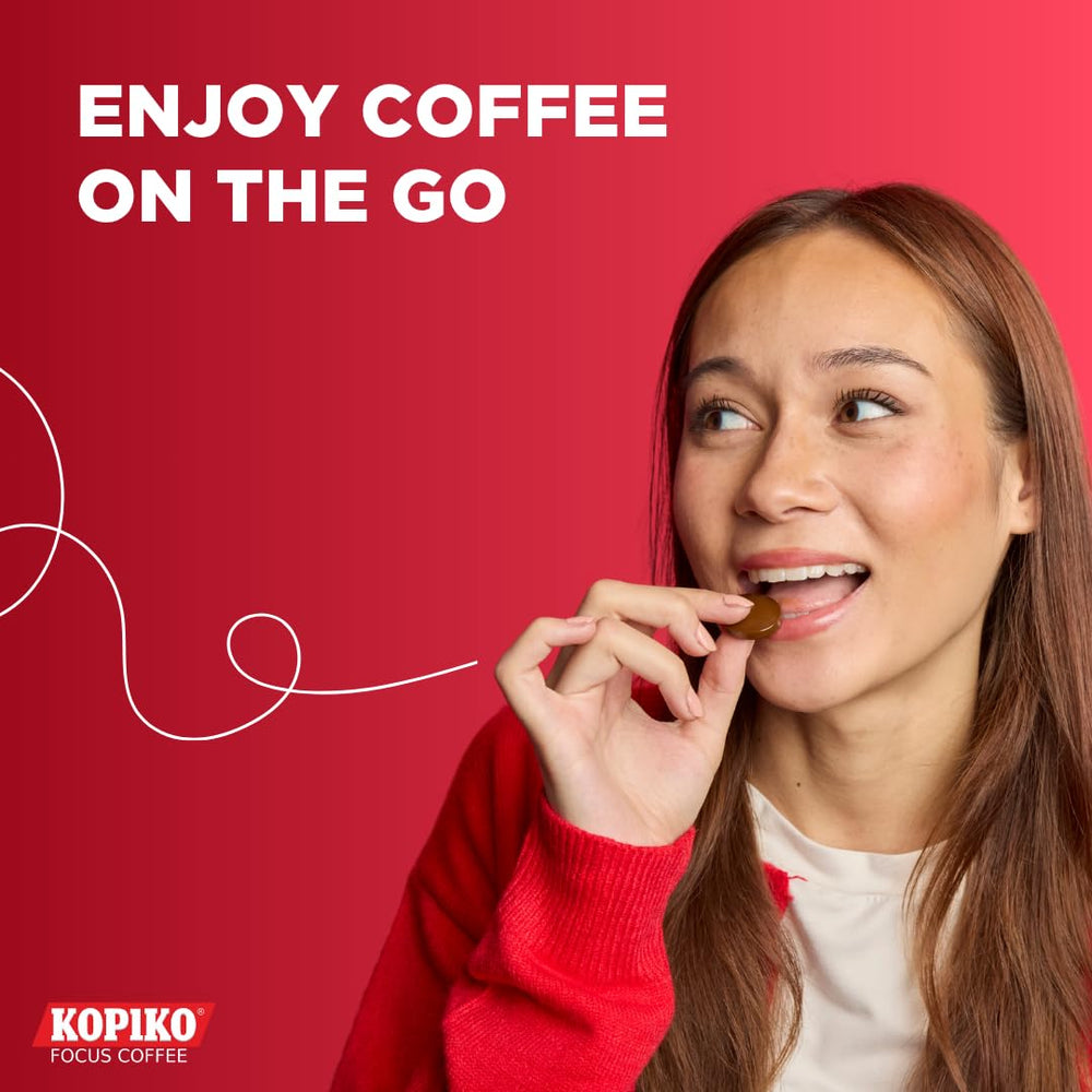 Kopiko Focus dos caramelos sobre mesa ilustrando la porción de 80 mg