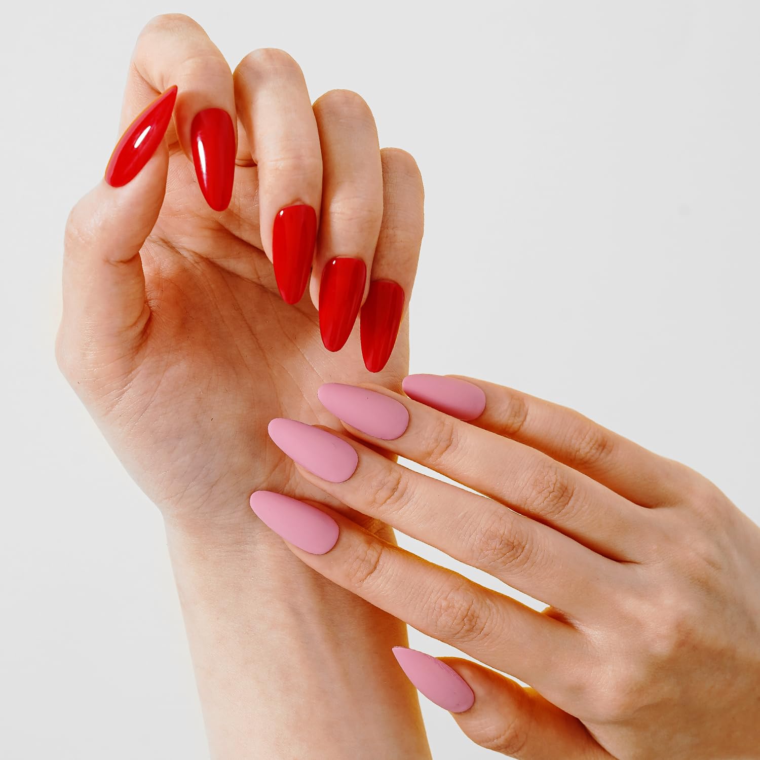 KUPA aplicación en mano durante manicura para uso profesional en casa