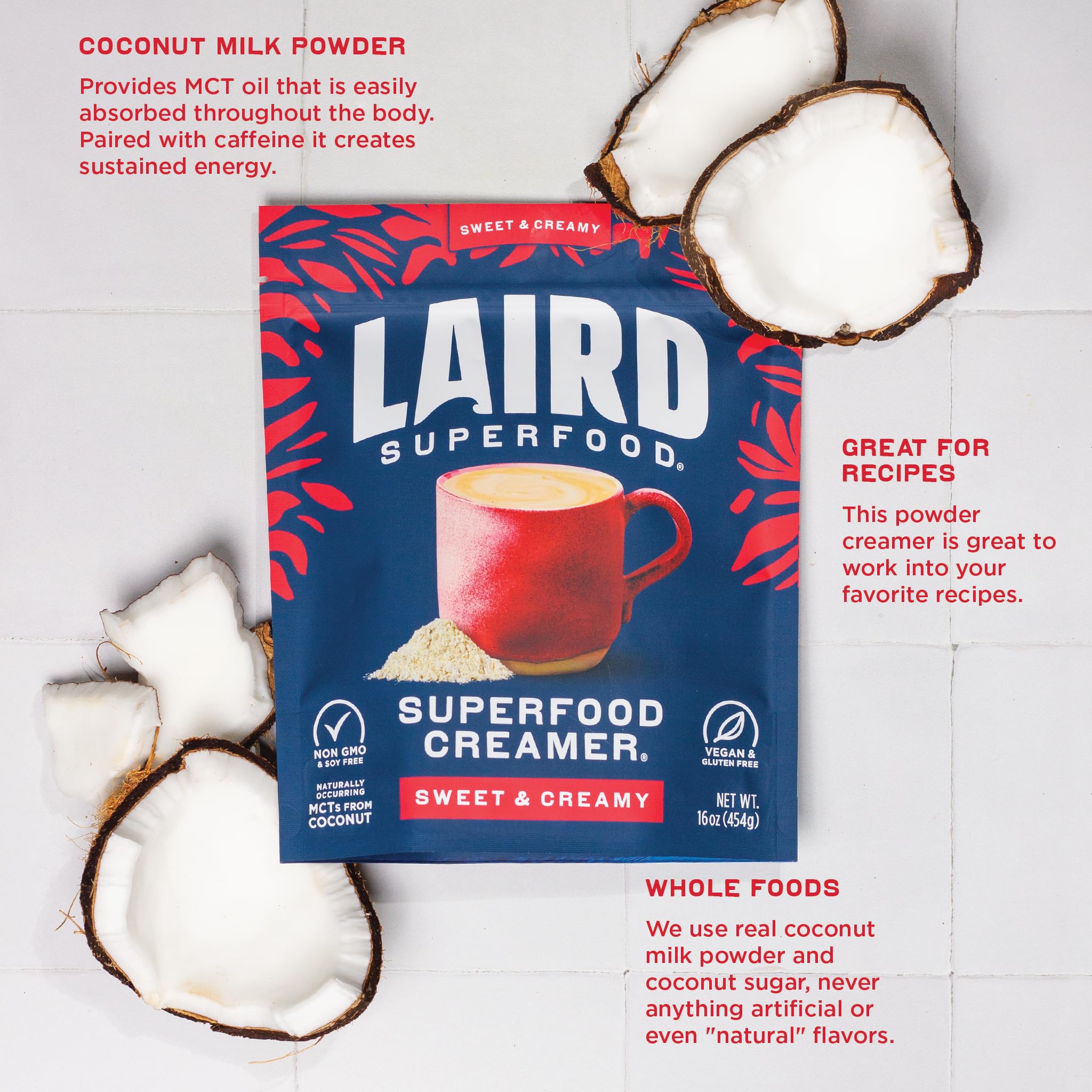 Laird Superfood añadiendo creamer a café para sabor y cuerpo