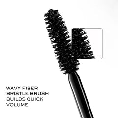 Lancôme Monsieur Big aplicado en pestañas mostrando volumen y definición