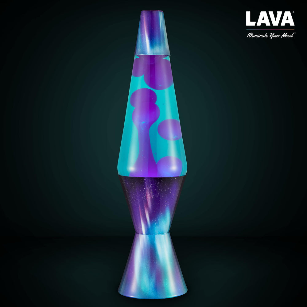 Lava Lite en uso sobre mesa centro creando ambiente y foco visual