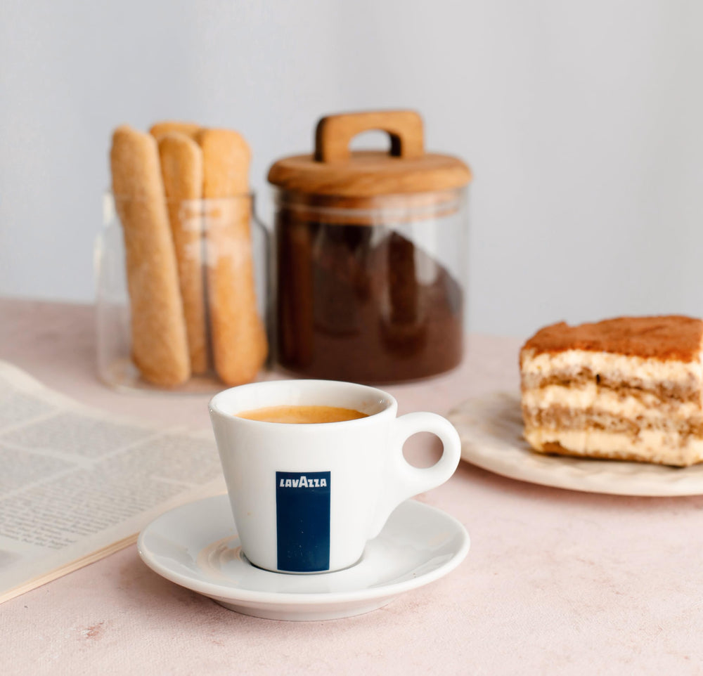 Lavazza Crema e Gusto en moka durante extracción con aroma intenso